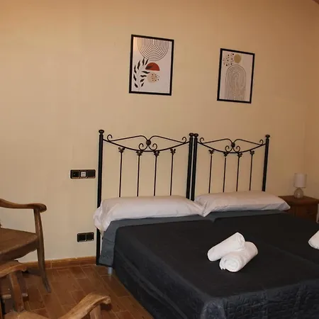 La Muralla De Gredos Rural Ξενοδοχείο *