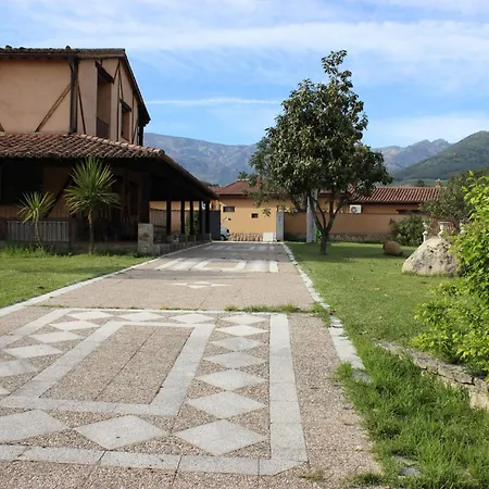 La Muralla De Gredos Rural