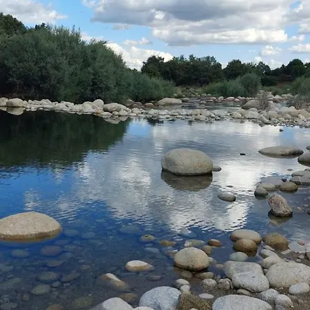 La Muralla De Gredos Rural مادريغال دي لا فيرا