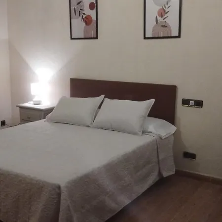 La Muralla De Gredos Rural Hotel