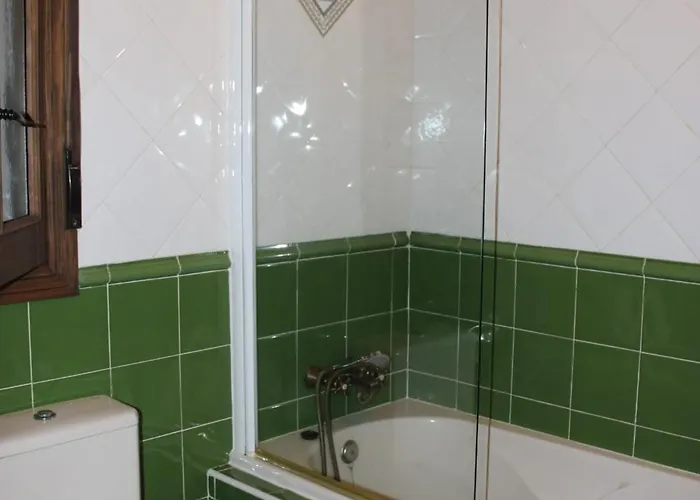 Hotell La Muralla De Gredos Rural *