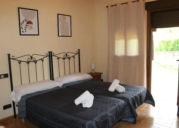 La Muralla De Gredos Rural Hotel *