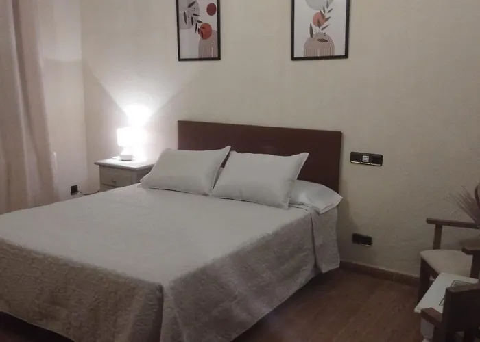 La Muralla De Gredos Rural Hotel