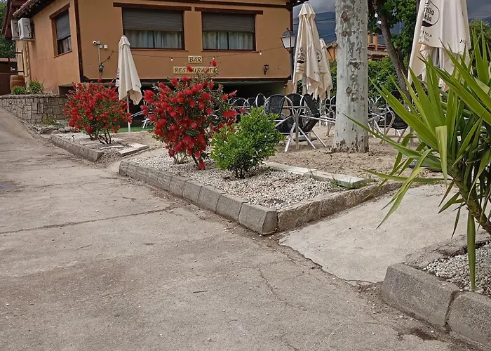 Hotel La Muralla De Gredos Rural